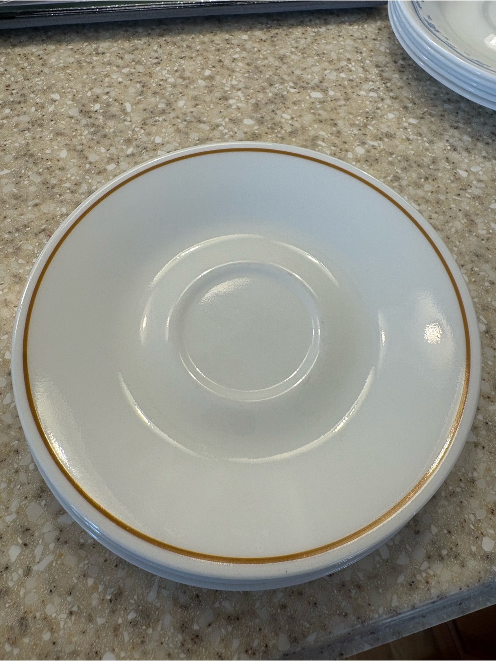 6 Corelle vintage Saucer plates with Gold Rim - Elegant Home Dining